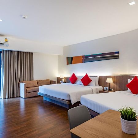 J Inspired Hotel Pattaya Exterior photo