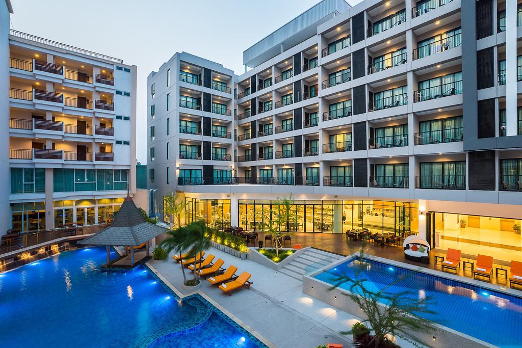 J Inspired Hotel Pattaya Exterior photo