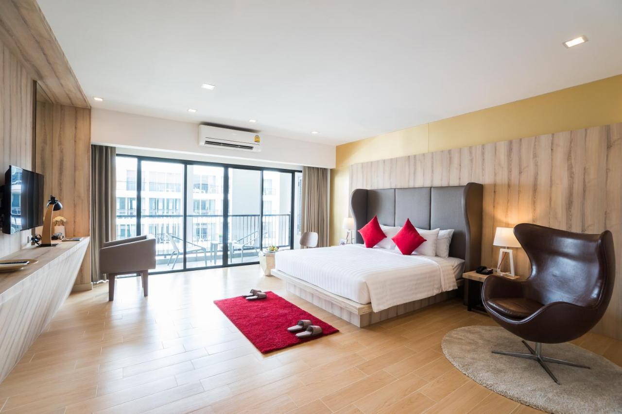 J Inspired Hotel Pattaya Exterior photo