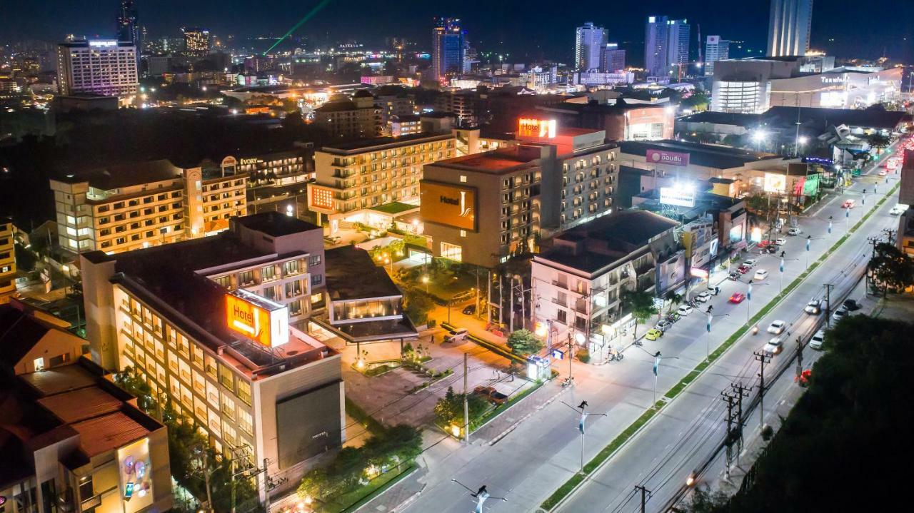 J Inspired Hotel Pattaya Exterior photo